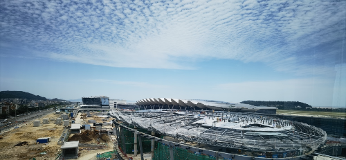 珠海机场改扩建项目施工现场。.jpg