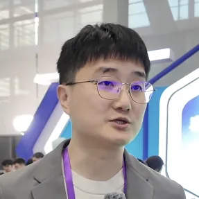 段锐.png