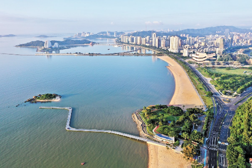 美丽的香炉湾。.jpg