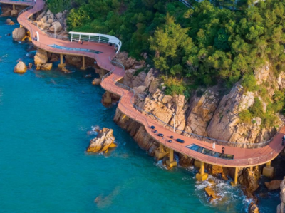 东澳岛滨海栈道。.jpg