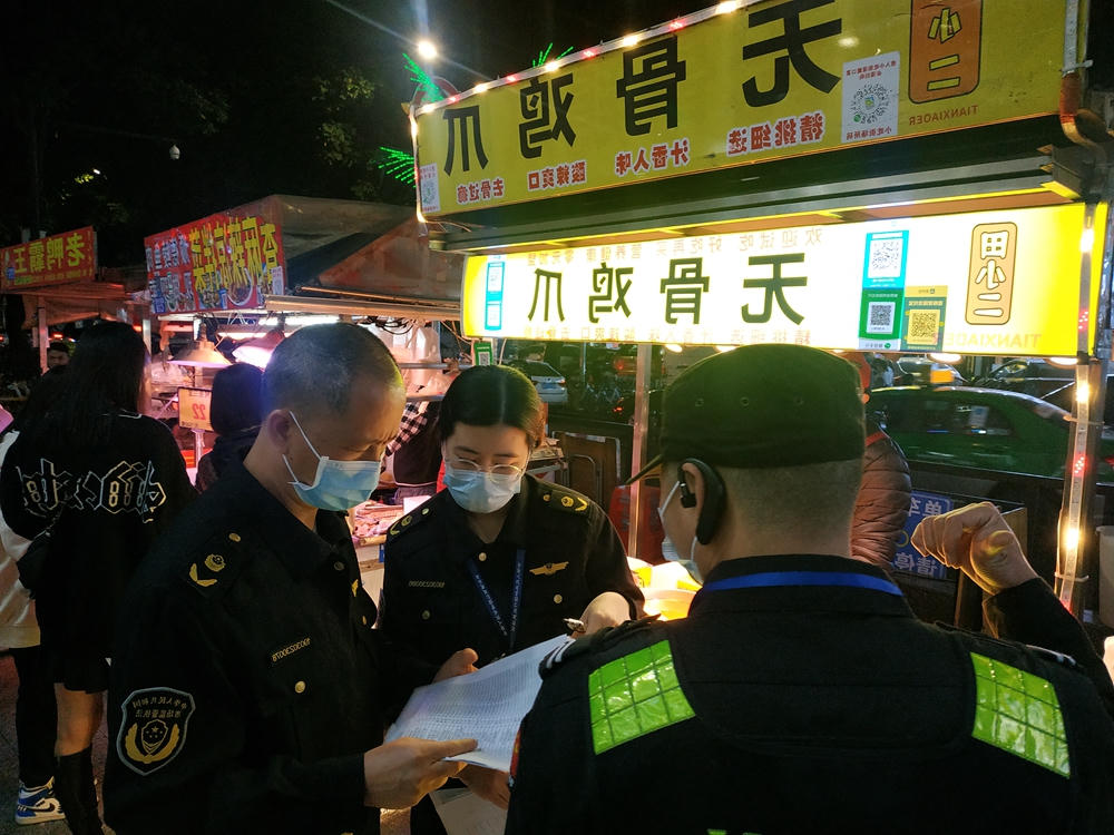 夏湾夜市整治行动2.jpg