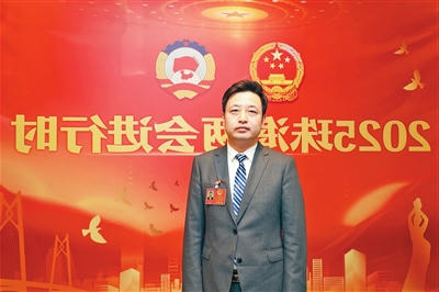 高新区管委会主任高磊.jpg